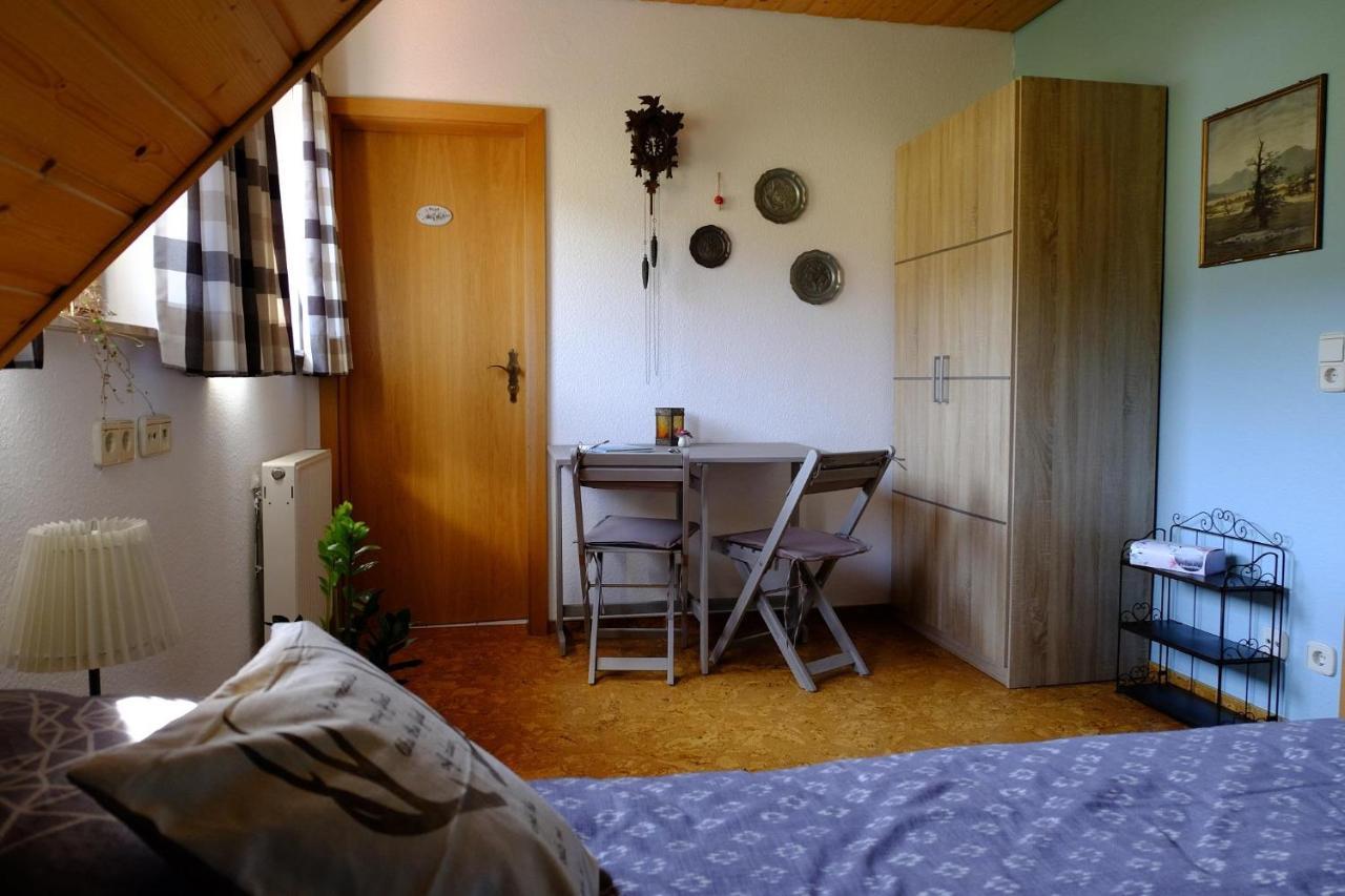 Schwarzwild - Ferienwohnung Und Ferienzimmer Baiersbronn Exteriör bild
