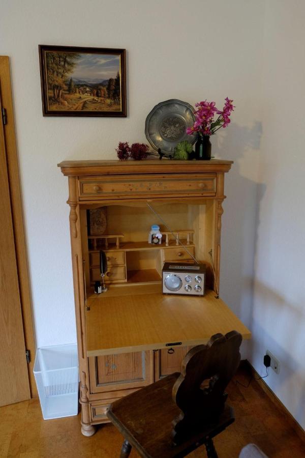 Schwarzwild - Ferienwohnung Und Ferienzimmer Baiersbronn Exteriör bild