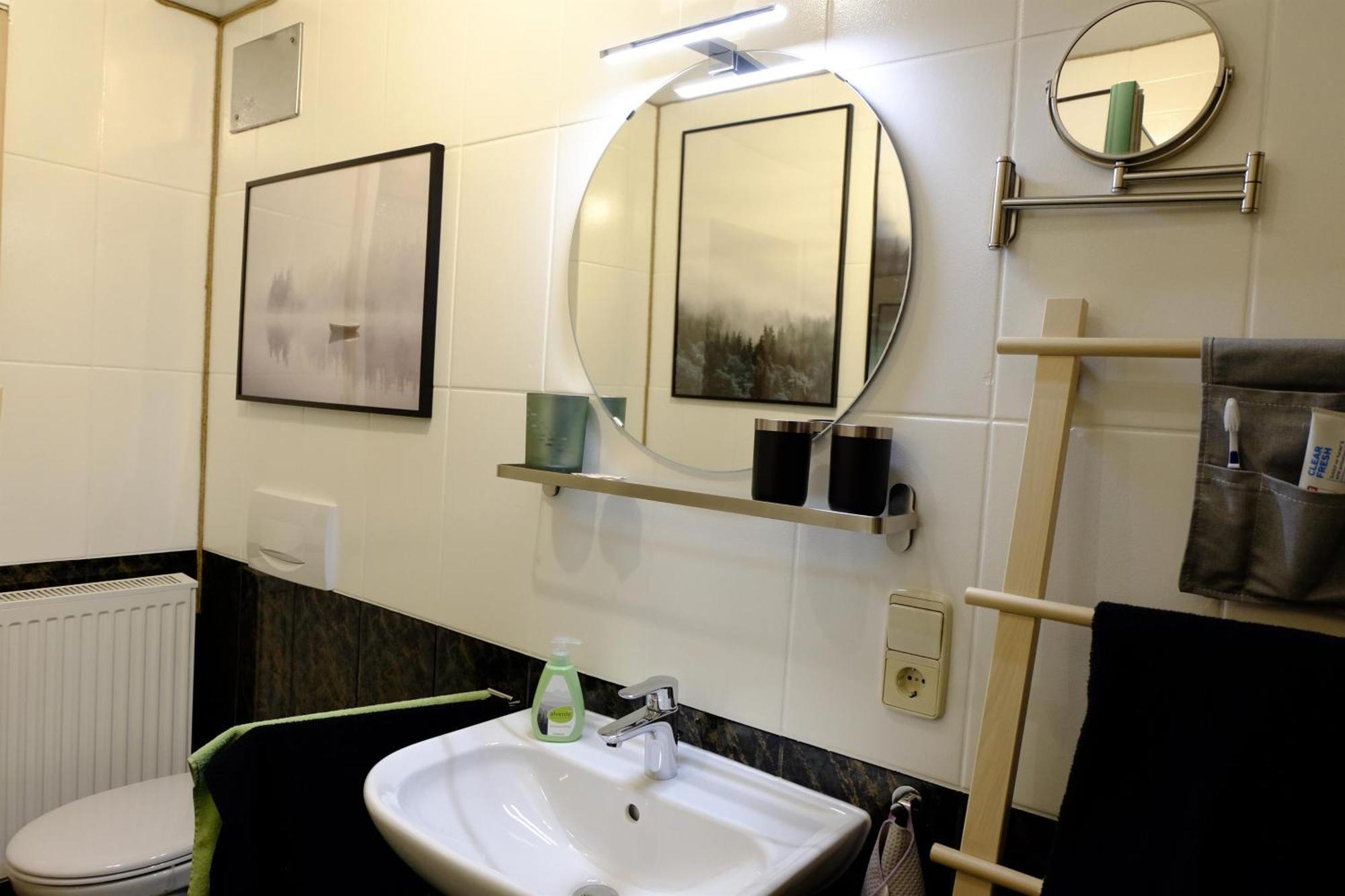 Schwarzwild - Ferienwohnung Und Ferienzimmer Baiersbronn Exteriör bild